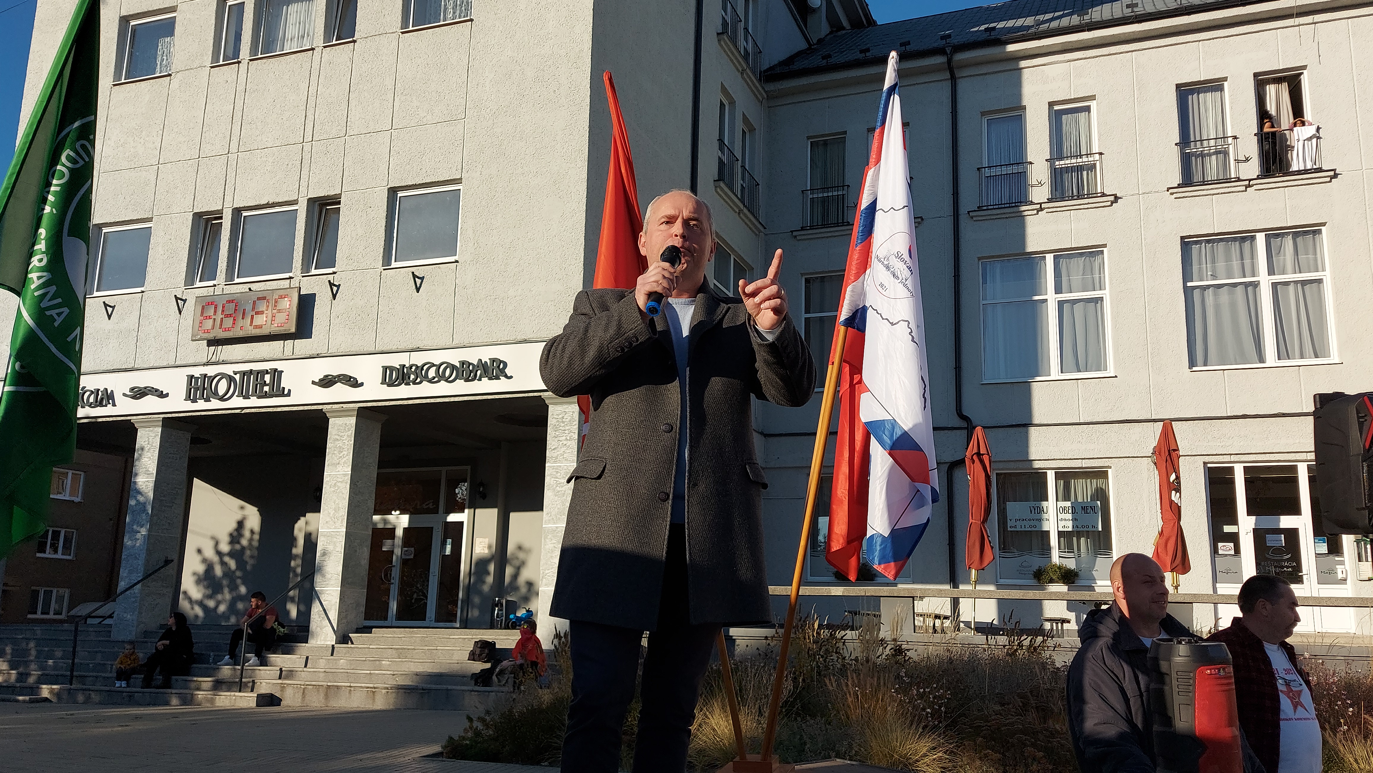 Protest v Prievidzi priniesol aj posolstvo o 17. novembri